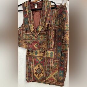 Circle T Vtg Geometric Patterned Vest and Maxi Skirt Set